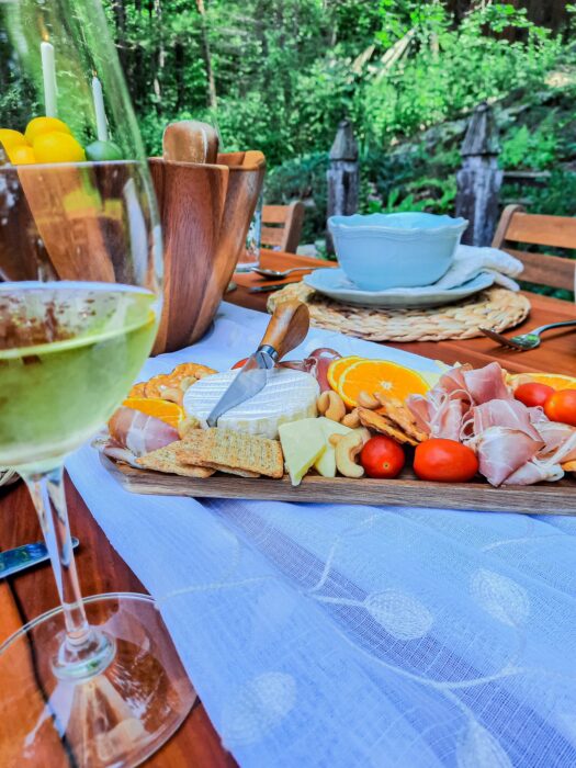 Summer Outdoor Table Décor