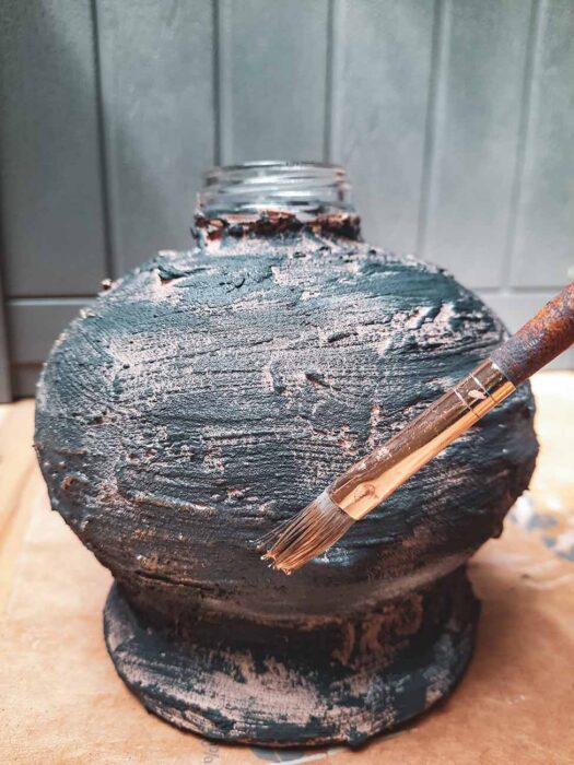 Painting Oil Lamp with Textured Paint