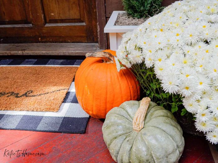 Decorating Front Door with Pumpkins and Mums for Fall- Homemaking with Katie T's Home