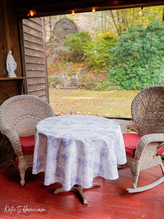 Feminine Fall Porch Decor for a Cozy Rustic Fall Porch- Decorating with Katie T's Home